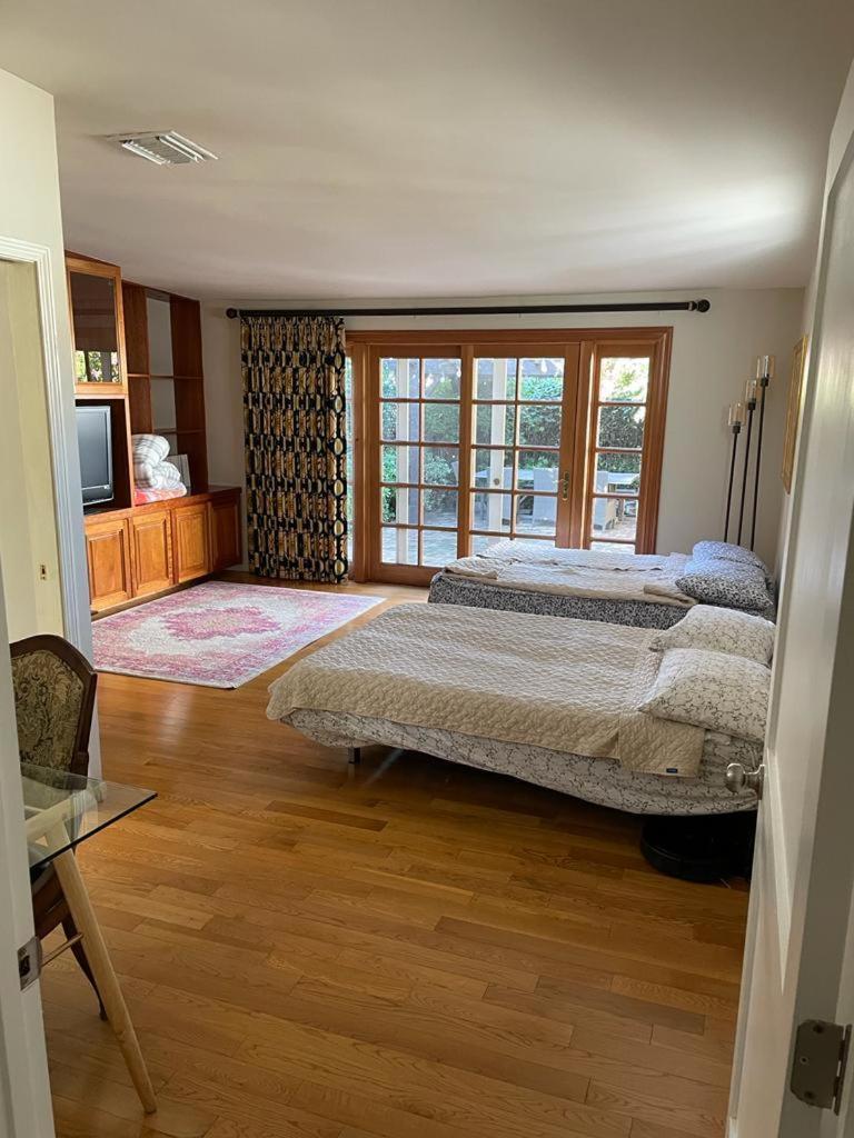 House, Walking Distance From Universal Studios Лос Анджелис Екстериор снимка