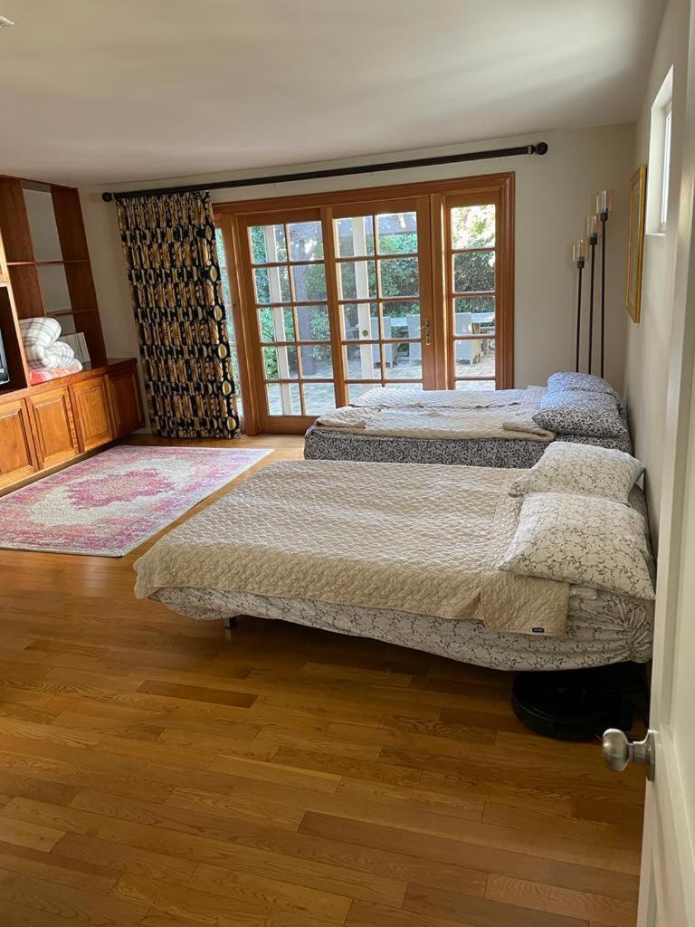 House, Walking Distance From Universal Studios Лос Анджелис Екстериор снимка
